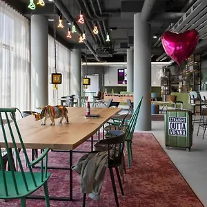 3* Ξενοδοχείο Moxy East